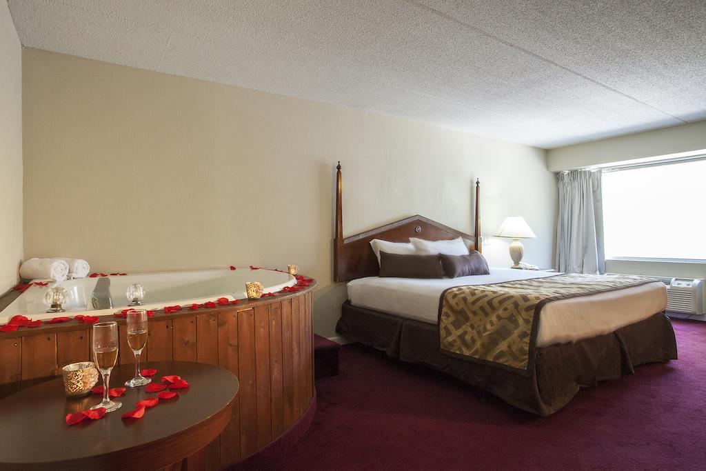 Four Seasons Motor Lodge 개틀린버그 객실 사진