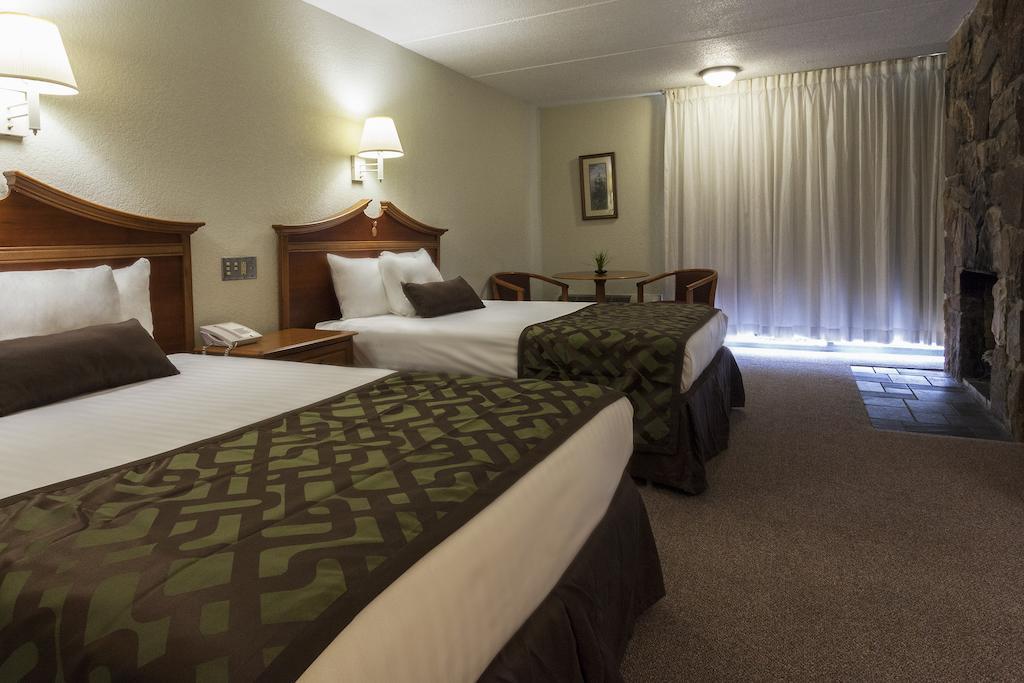 Four Seasons Motor Lodge 개틀린버그 외부 사진