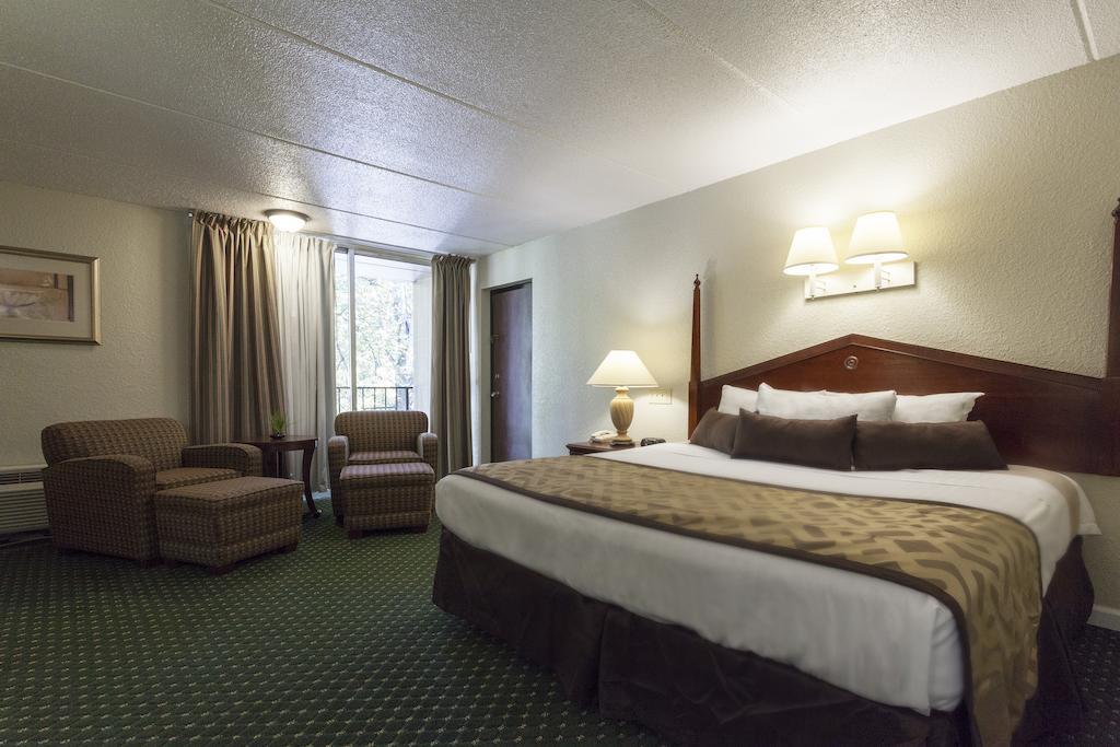 Four Seasons Motor Lodge 개틀린버그 외부 사진